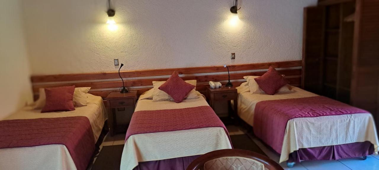 Hotel Puku Vai Hanga Roa Exteriör bild