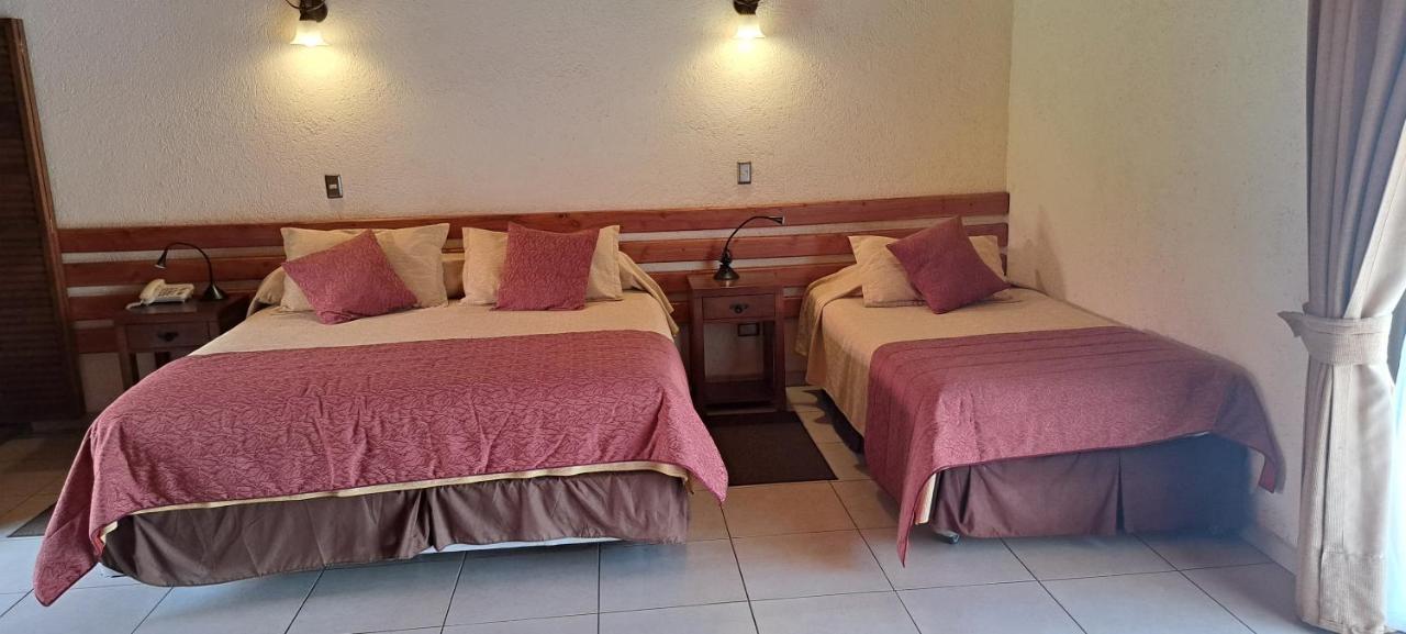 Hotel Puku Vai Hanga Roa Exteriör bild